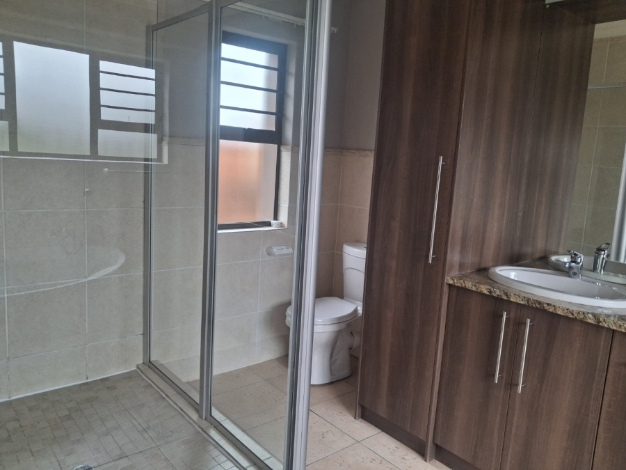 To Let 3 Bedroom Property for Rent in Hillside Free State
